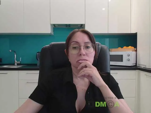 Live sex webcam photo for dulcesiomar8 #290439429