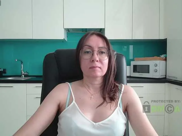 Live sex webcam photo for dulcesiomar8 #291457902