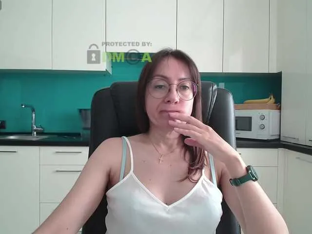 Live sex webcam photo for dulcesiomar8 #291750439