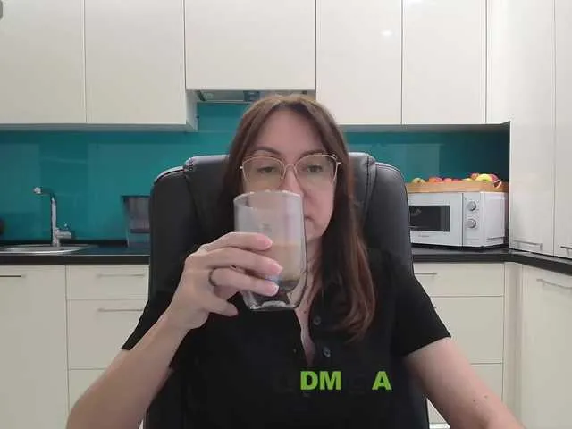 Live sex webcam photo for dulcesiomar8 #292226750