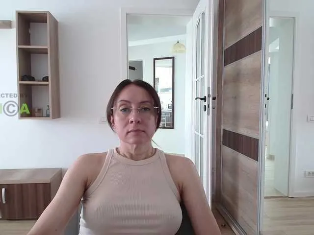Live sex webcam photo for dulcesiomar8 #294110759
