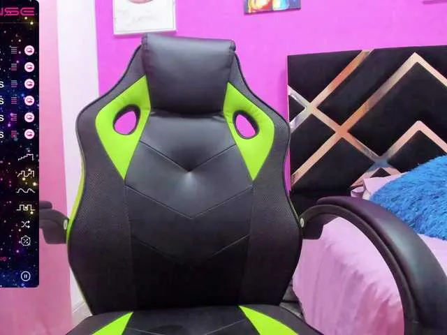 Live sex webcam photo for dullceeMariiaxxx #275904758