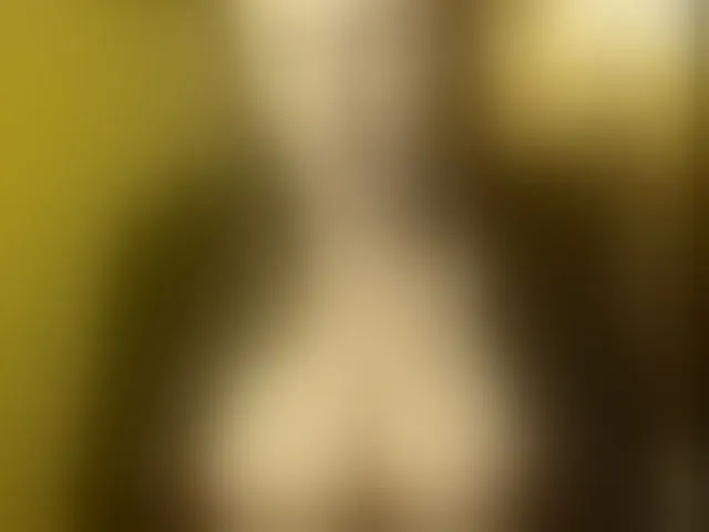 Live sex webcam photo for dutchmilf #293356940