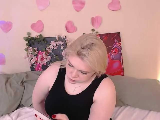 Live sex webcam photo for earthinangel #277452191