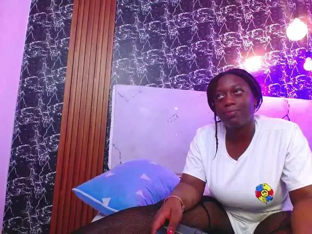 Live sex webcam photo for ebony--aston #278111207