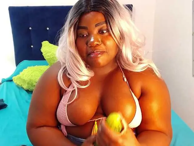 Live sex webcam photo for ebony-busty #278014297