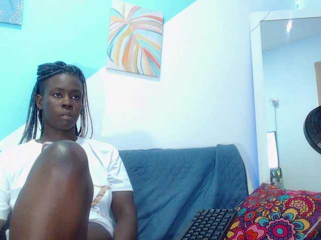 Live sex webcam photo for ebony-neighbor #277037135