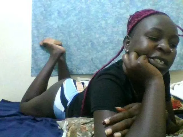 Live sex webcam photo for ebony-stella #277347852