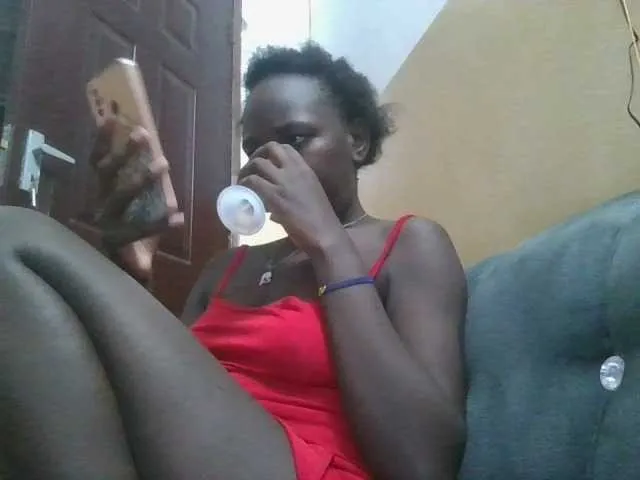 Live sex webcam photo for ebony-stella #278038790