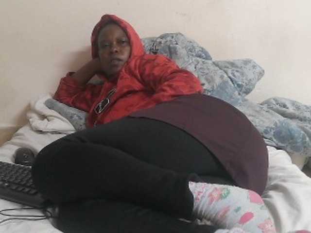 Live sex webcam photo for ebonyQueen67 #278163783