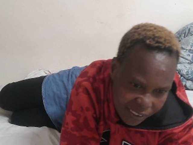 Live sex webcam photo for ebonyQueen67 #278171119