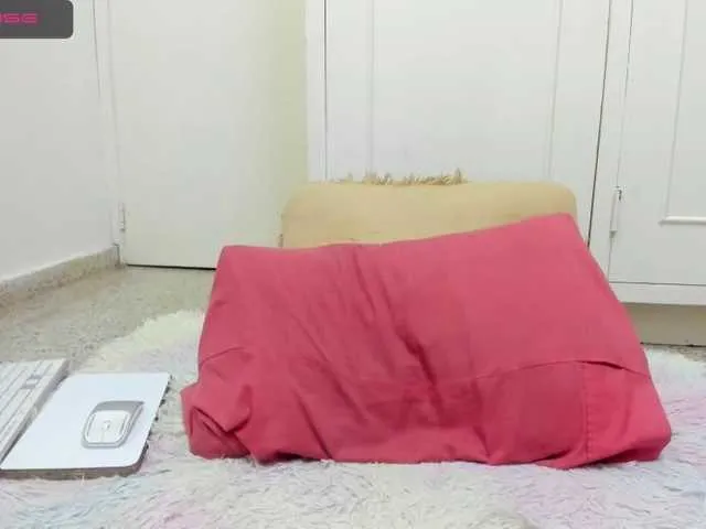 Live sex webcam photo for ebonycristal #273088245