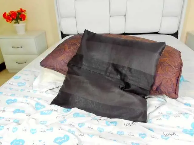 Live sex webcam photo for ebonylush #272933216