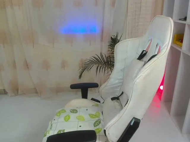 Live sex webcam photo for ebonynile #272079089