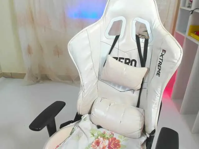 Live sex webcam photo for ebonynile #272266070