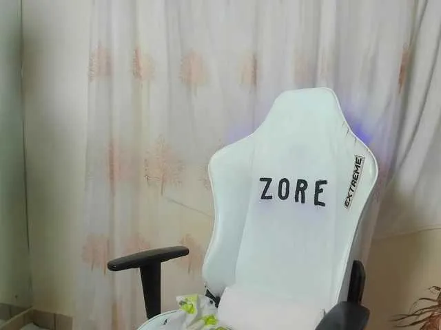 Live sex webcam photo for ebonynile #272551701