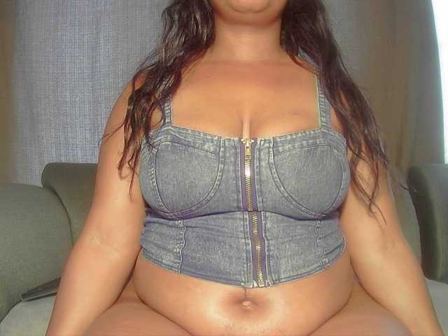 Live sex webcam photo for ebonysupegirl #272172011