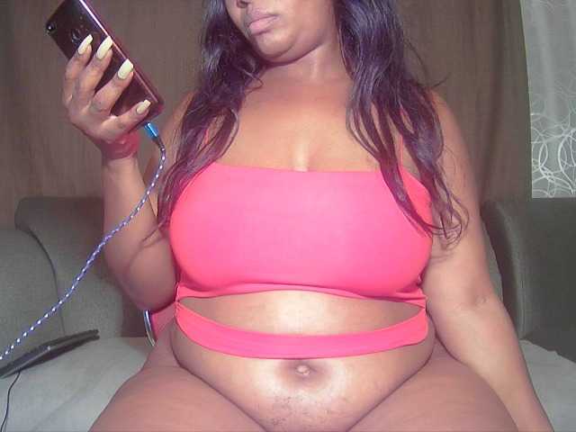 Live sex webcam photo for ebonysupegirl #272243868