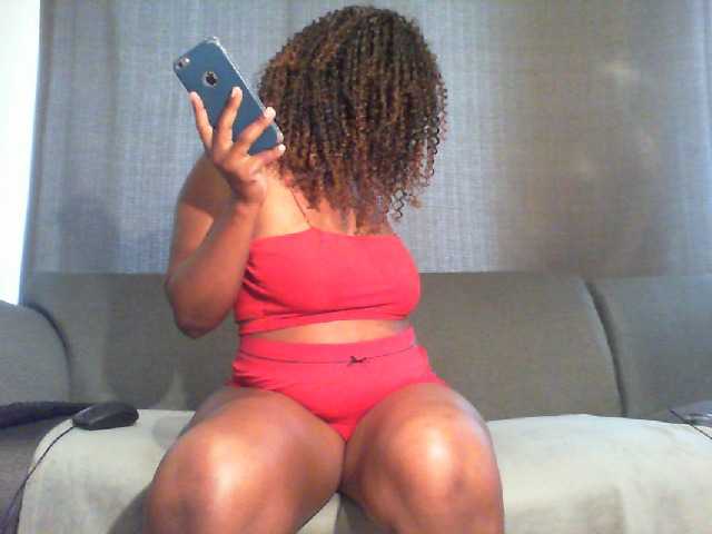 Live sex webcam photo for ebonysupegirl #277082175