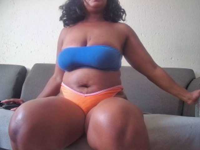 Live sex webcam photo for ebonysupegirl #277461831