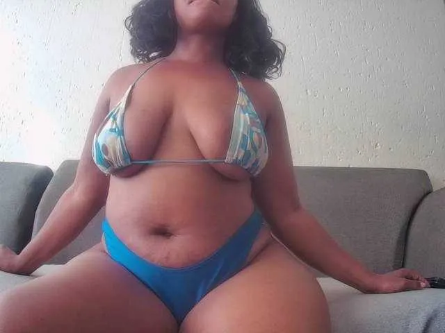 Live sex webcam photo for ebonysupegirl #277906383