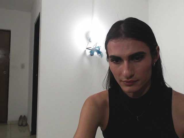 Live sex webcam photo for eddy-pervert4 #275470110