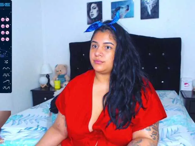 Live sex webcam photo for edithxx1 #271728019