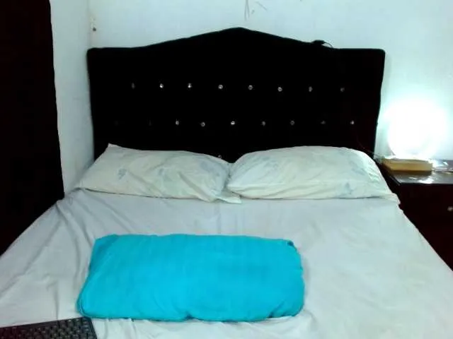 Live sex webcam photo for edithxxx1 #290003753