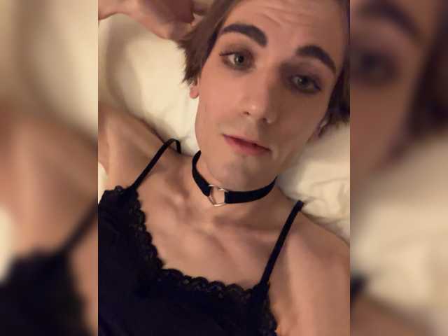 Live sex webcam photo for egotilt1 #277514296