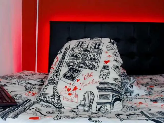 Live sex webcam photo for eiden-allenx1 #273357958