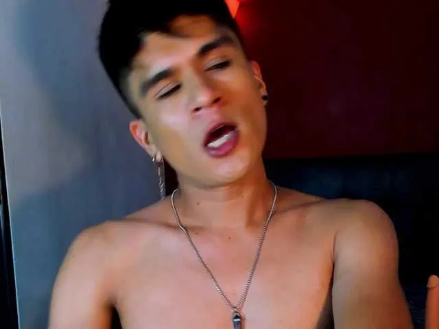 Live sex webcam photo for eiden-allenx1 #276037669