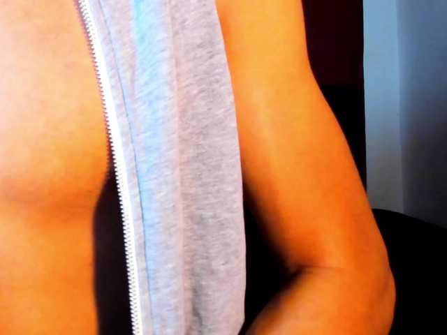 Live sex webcam photo for eiden-allenx1 #276121662