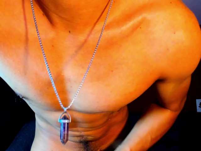 Live sex webcam photo for eiden-allenx1 #276241408