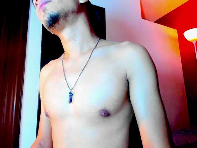 Live sex webcam photo for eiden-allenx1 #277059021