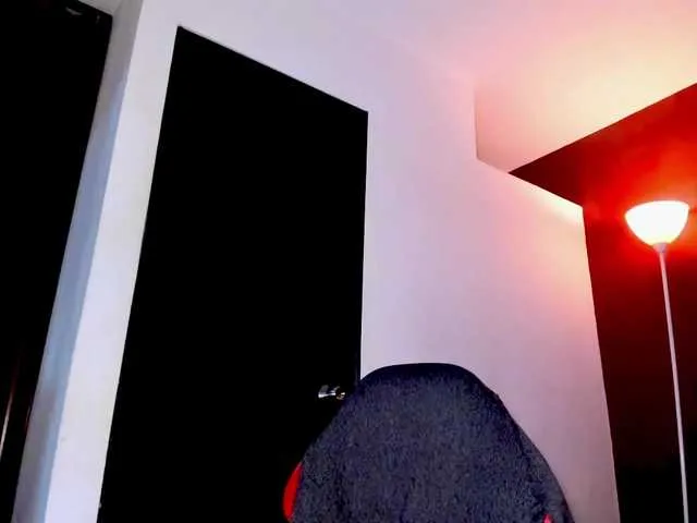 Live sex webcam photo for eiden-allenx1 #277117306