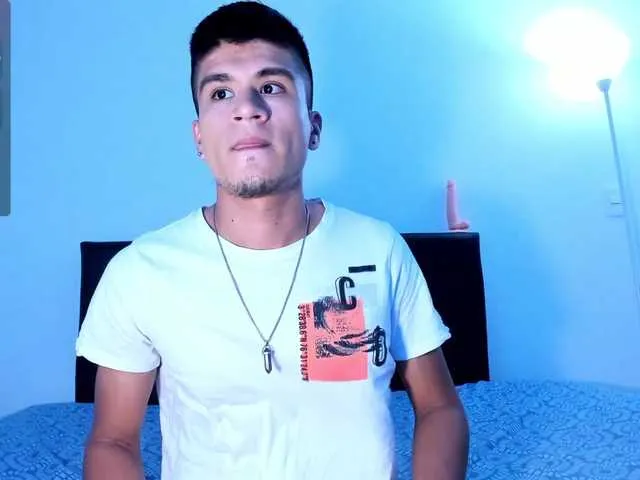 Live sex webcam photo for eiden-allenx1 #277602957