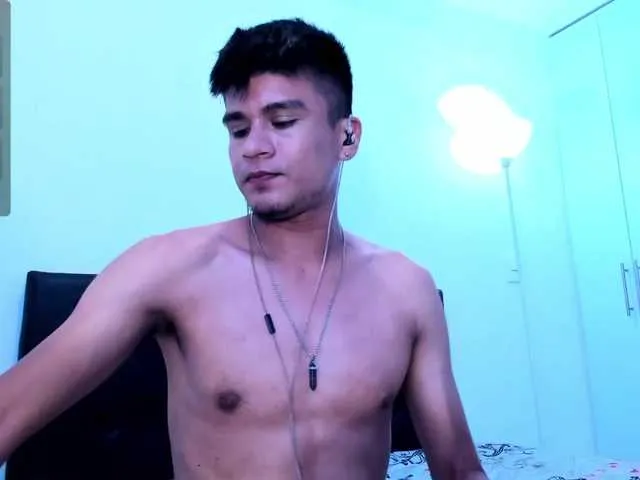 Live sex webcam photo for eiden-allenx1 #277698093