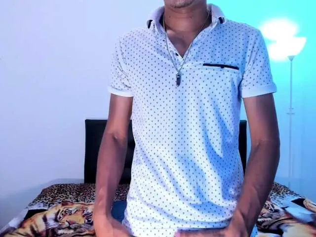 Live sex webcam photo for eiden-allenx1 #278037556