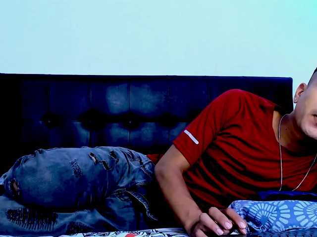 Live sex webcam photo for eiden-allenx1 #278311353