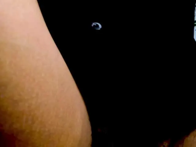 Live sex webcam photo for eiden-allenx1 #282609578