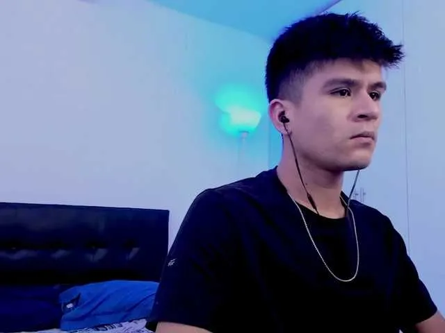 Live sex webcam photo for eiden-allenx1 #290903685