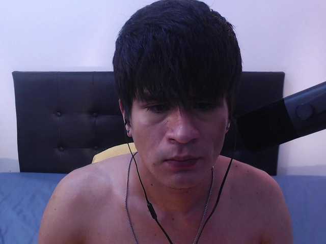 Live sex webcam photo for eiden-allenx1 #291372035