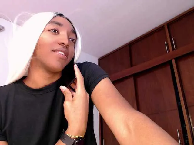 Live sex webcam photo for eileen-tanihara #278192149