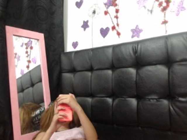 Live sex webcam photo for eimmy-pink-rs #273133592