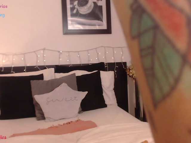 Live sex webcam photo for eimyrios #272646131