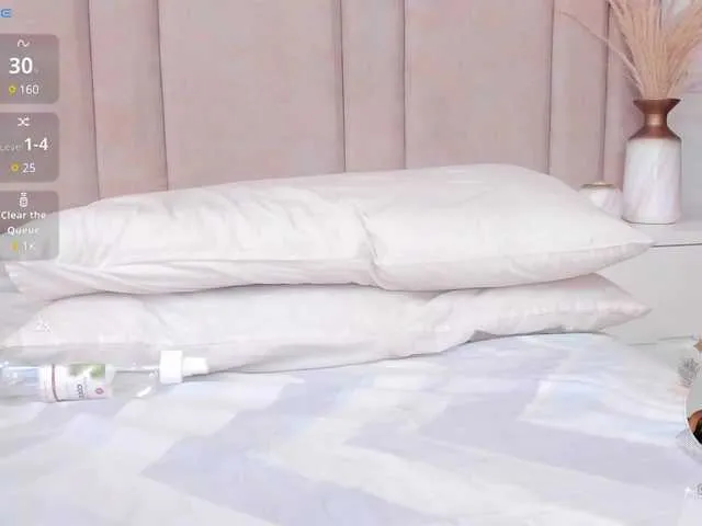 Live sex webcam photo for ela-endez #290502189