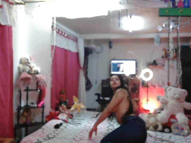 Live sex webcam photo for electra-rs #277760952