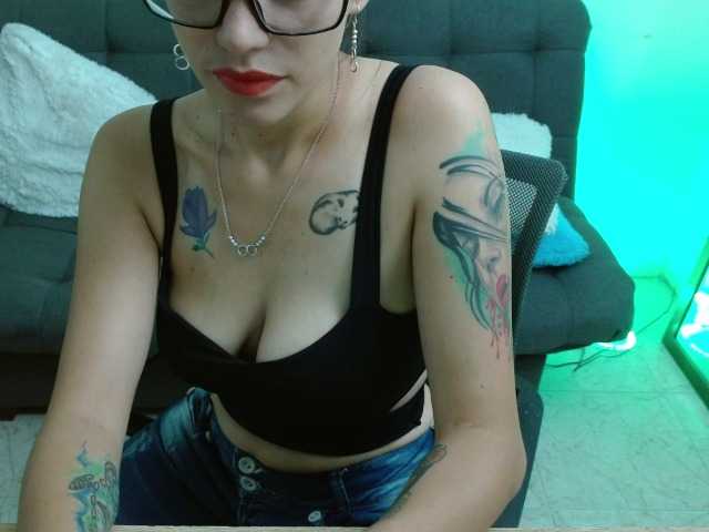 Live sex webcam photo for electra89 #273847779