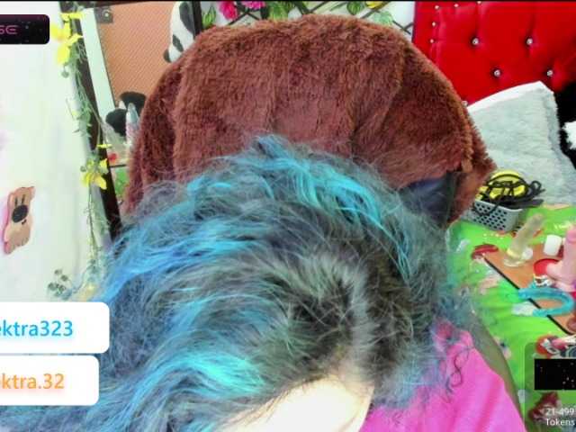 Live sex webcam photo for elektra-32 #277573984