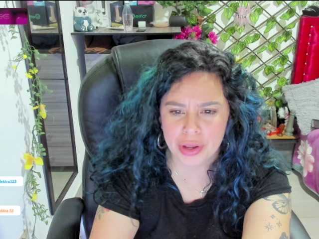 Live sex webcam photo for elektra-32 #277809934